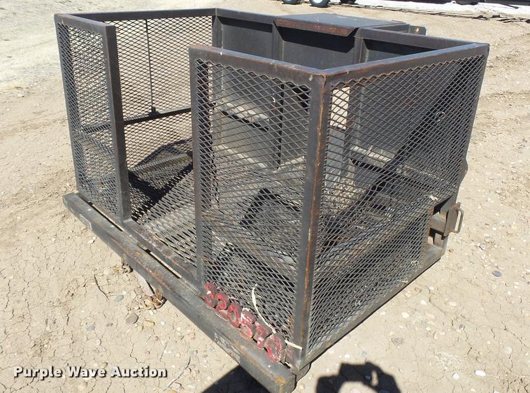 image for item DB1942 Steel man basket