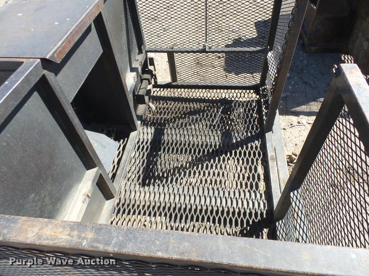 image for item DB1942 Steel man basket