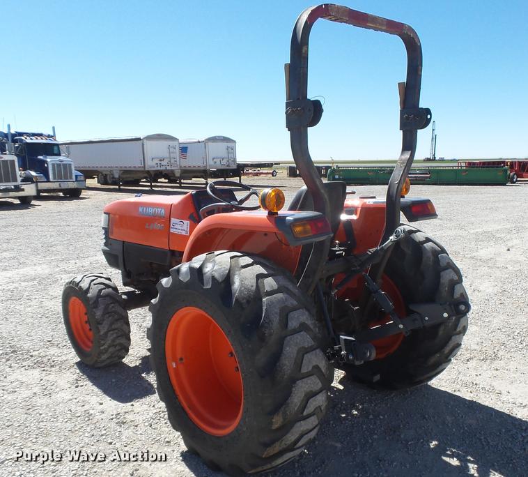 image for item DB1943 Kubota L4400 MFWD tractor