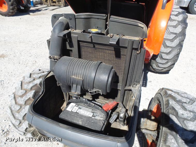 image for item DB1943 Kubota L4400 MFWD tractor