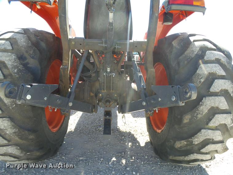 image for item DB1943 Kubota L4400 MFWD tractor