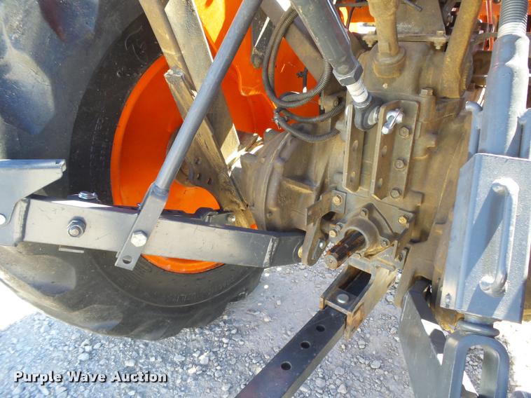 image for item DB1943 Kubota L4400 MFWD tractor