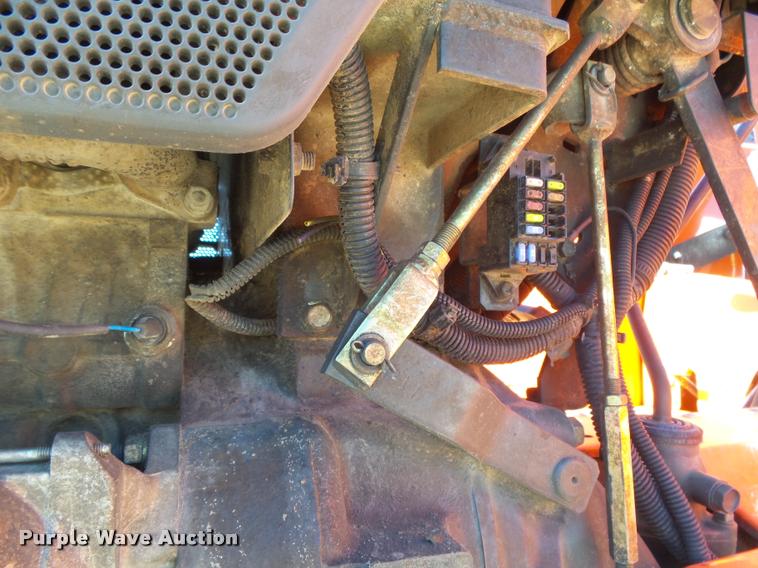 image for item DB1943 Kubota L4400 MFWD tractor