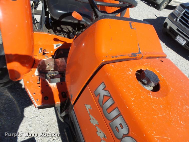image for item DB1943 Kubota L4400 MFWD tractor
