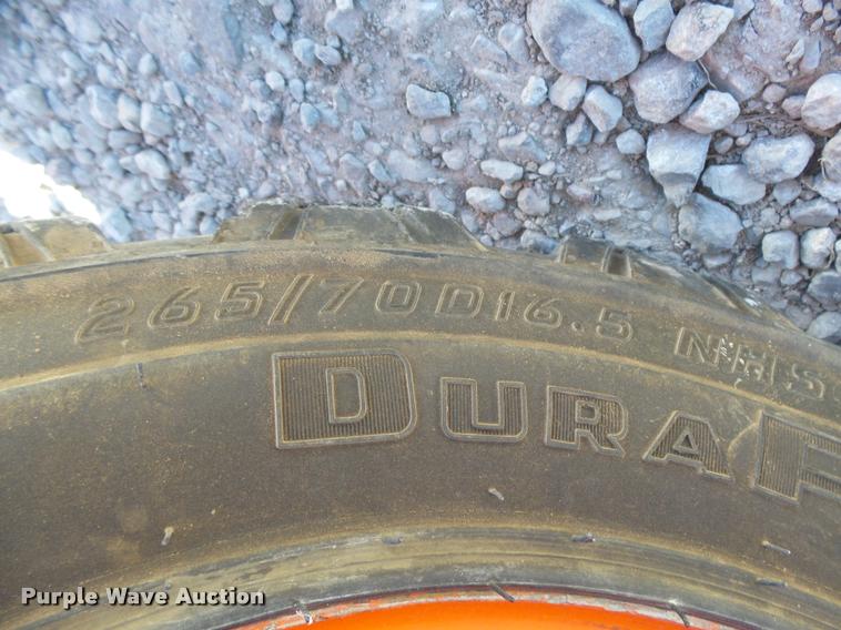 image for item DB1943 Kubota L4400 MFWD tractor