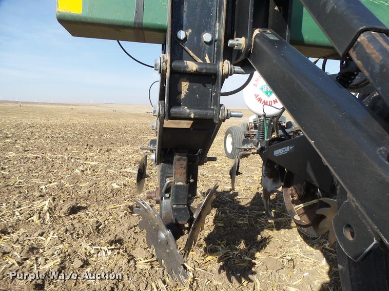 image for item DB1948 QuinStar 670530 Eco-Till'R strip-till