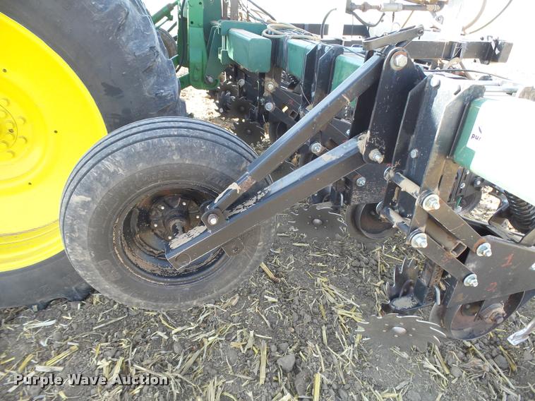 image for item DB1948 QuinStar 670530 Eco-Till'R strip-till