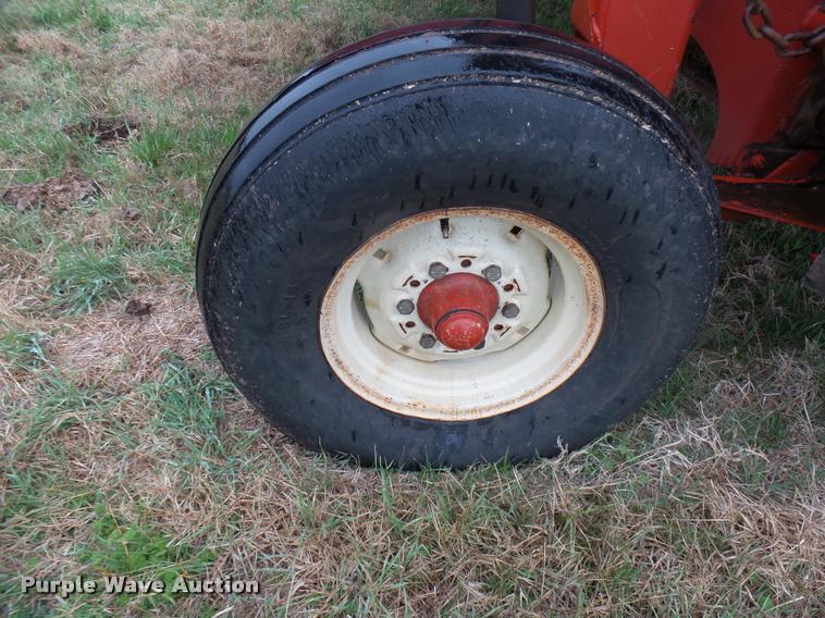 image for item DB2489 2001 Hesston 1340 windrower