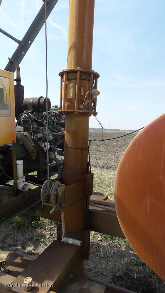 image for item DB3811 1996 T&L hydraulic drive linear move irrigator