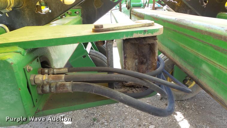 image for item DB3829 2001 John Deere 1780 split row planter