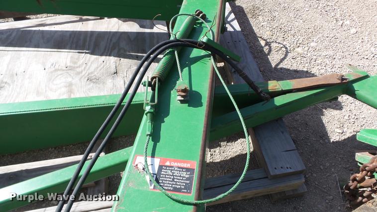 image for item DB3829 2001 John Deere 1780 split row planter