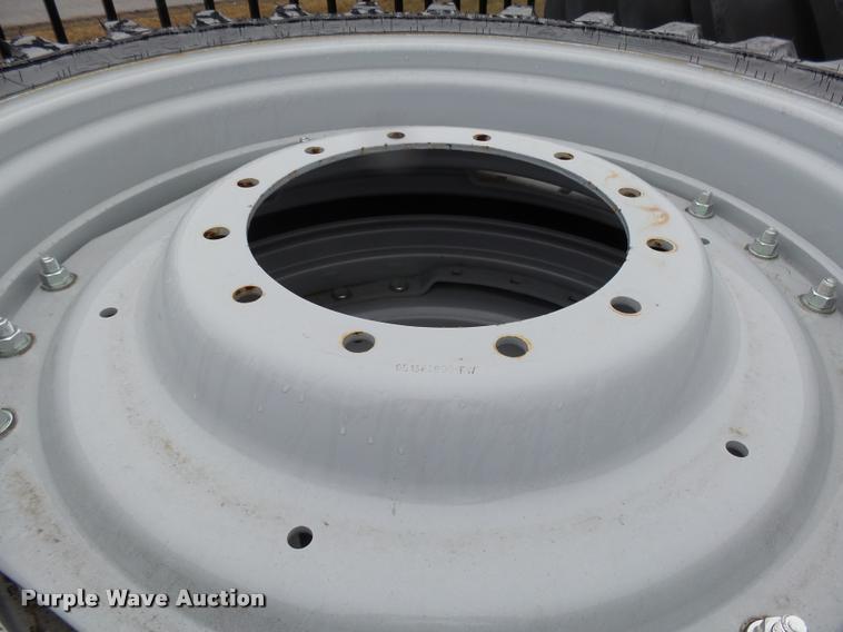 image for item DH9522 (4) Michelin tires