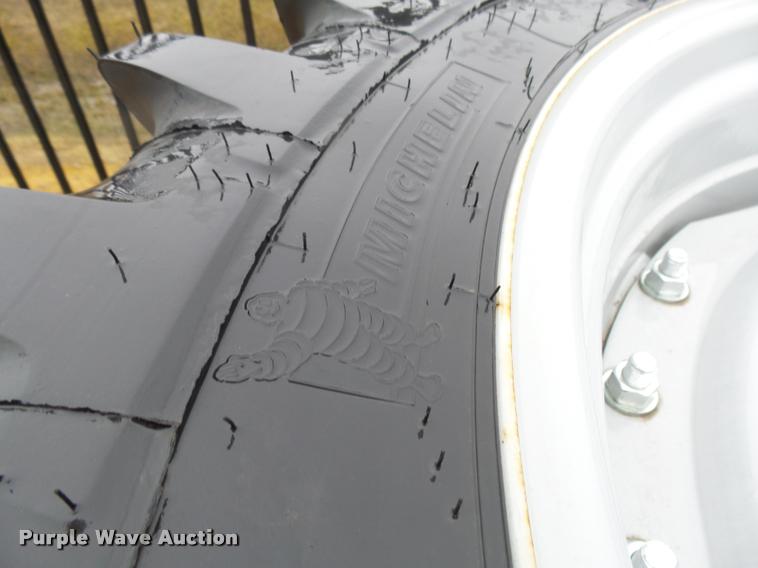 image for item DH9522 (4) Michelin tires