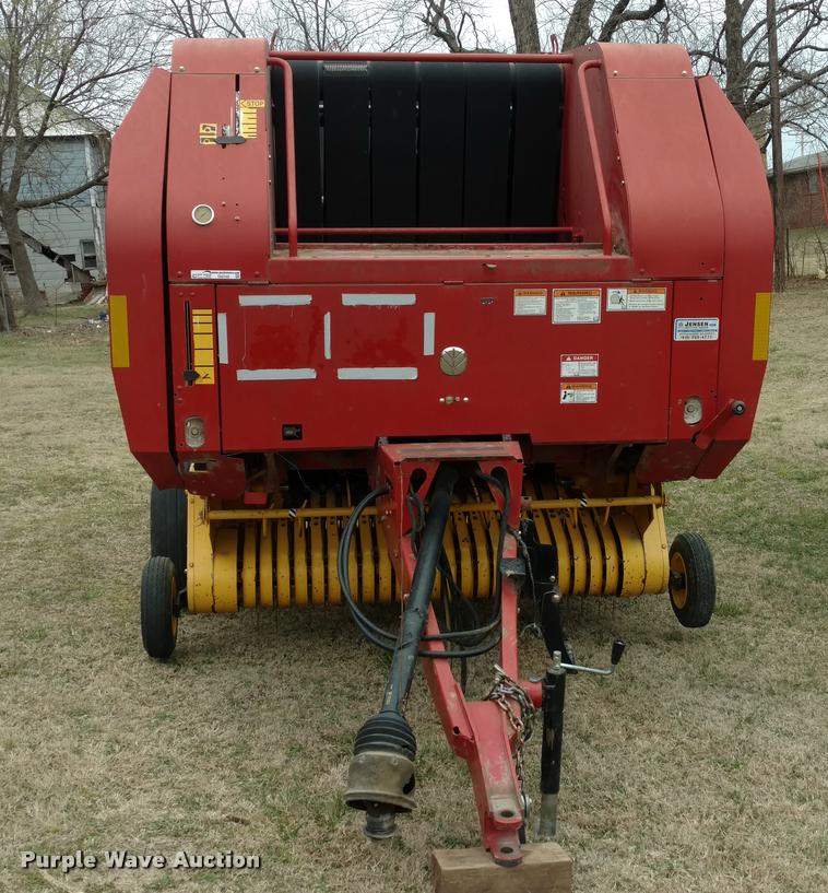 image for item DI9759 2008 New Holland BR7060 round baler