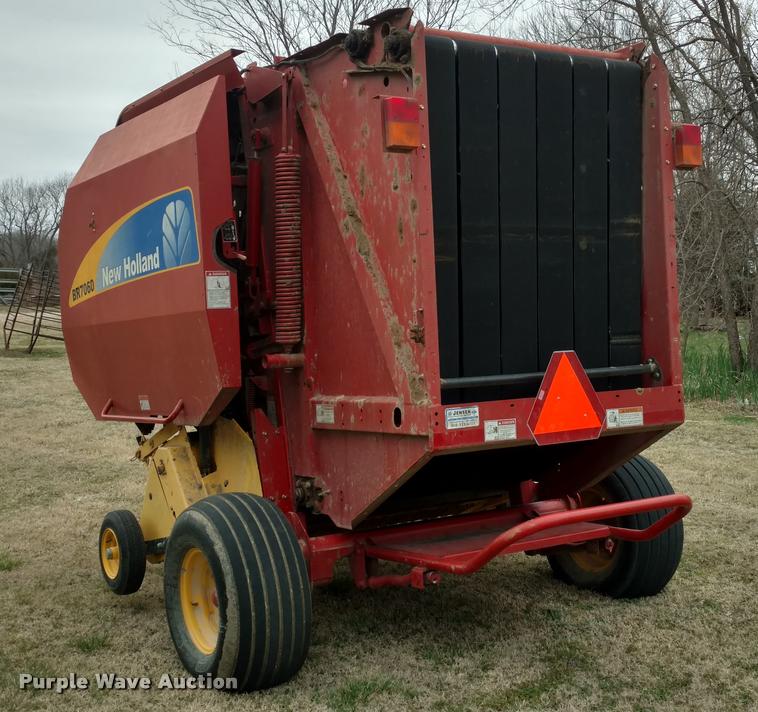 image for item DI9759 2008 New Holland BR7060 round baler