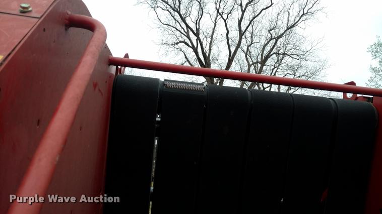 image for item DI9759 2008 New Holland BR7060 round baler