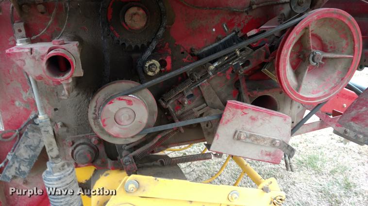 image for item DI9759 2008 New Holland BR7060 round baler