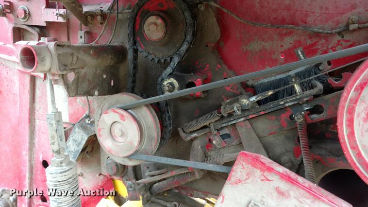 image for item DI9759 2008 New Holland BR7060 round baler