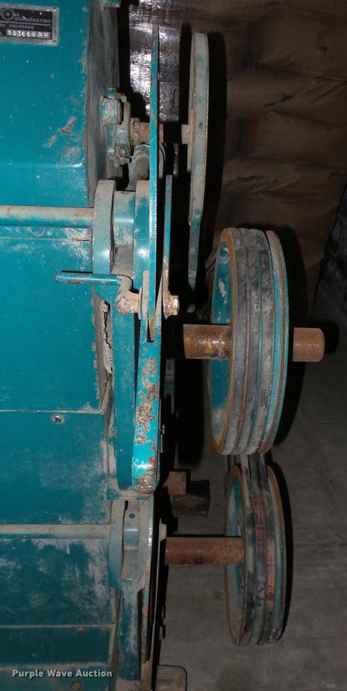 image for item DQ9987 Denver roller grinder