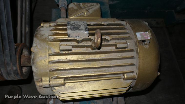 image for item DQ9987 Denver roller grinder