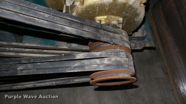 image for item DQ9987 Denver roller grinder