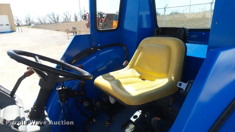 image for item DS9192 New Holland TN75 tractor with loader