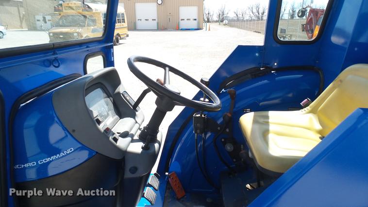 image for item DS9192 New Holland TN75 tractor with loader