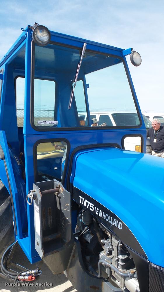 image for item DS9192 New Holland TN75 tractor with loader
