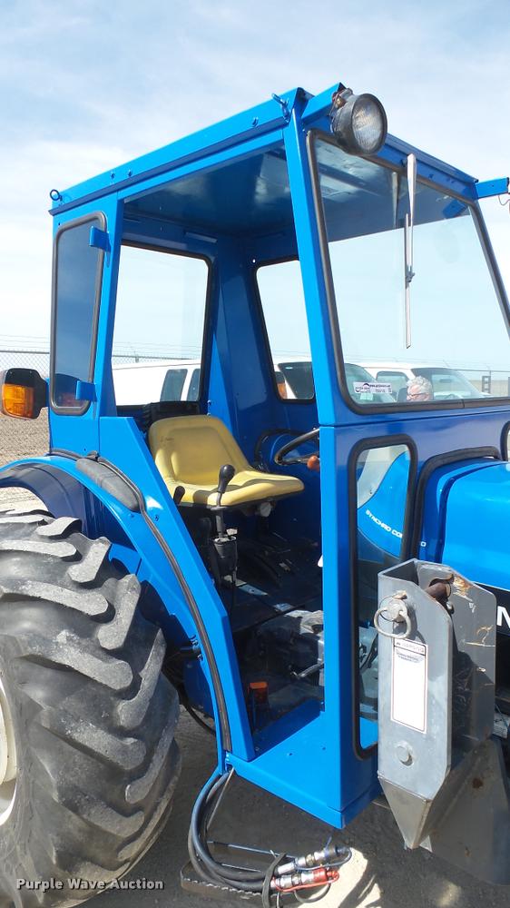 image for item DS9192 New Holland TN75 tractor with loader