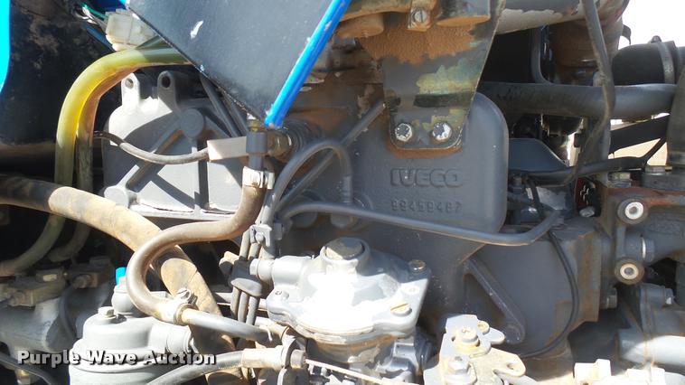 image for item DS9192 New Holland TN75 tractor with loader