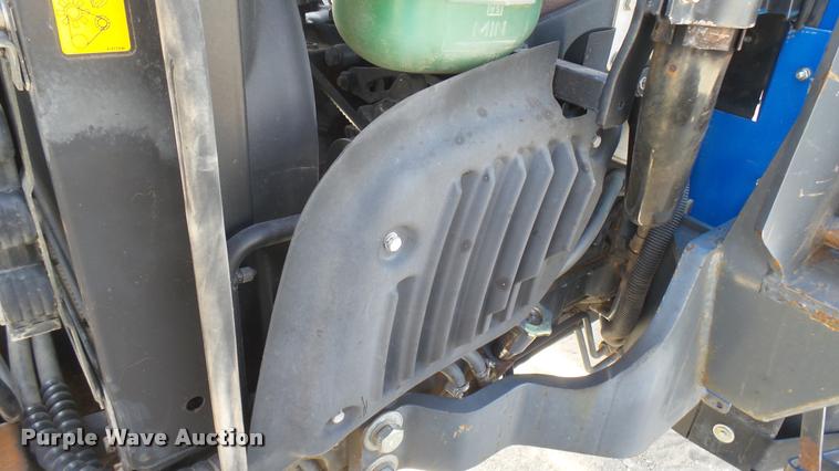 image for item DS9192 New Holland TN75 tractor with loader