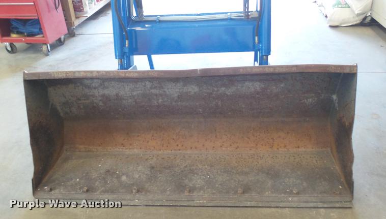 image for item DS9192 New Holland TN75 tractor with loader