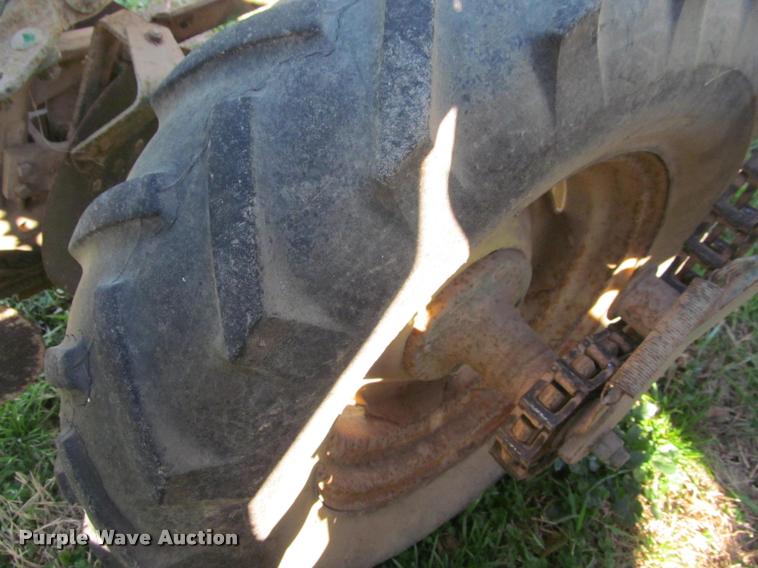 image for item DT9639 John Deere 494A planter