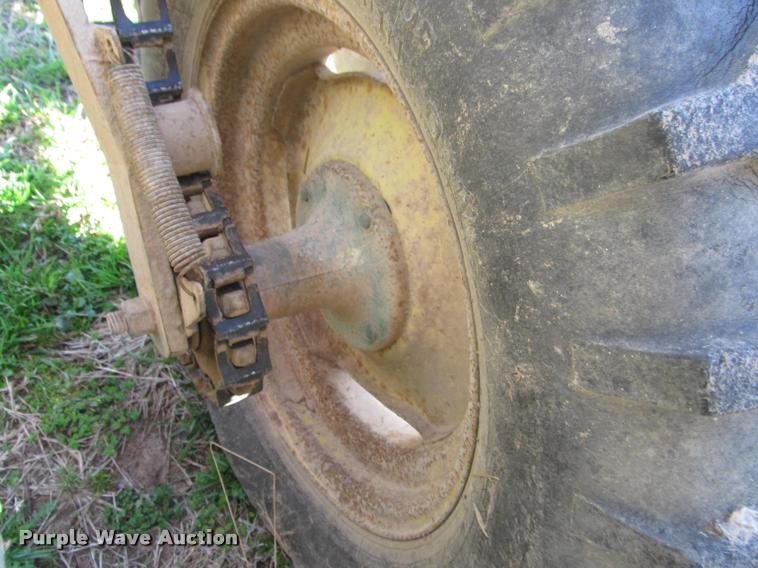 image for item DT9639 John Deere 494A planter