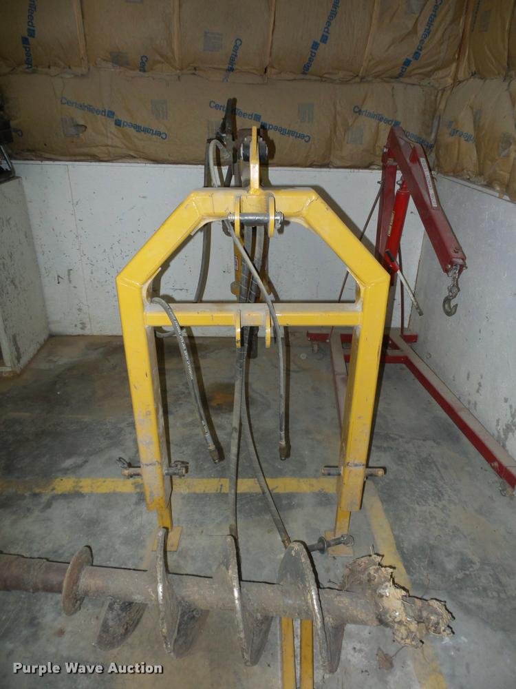 image for item J1555 Ground-force F8C auger