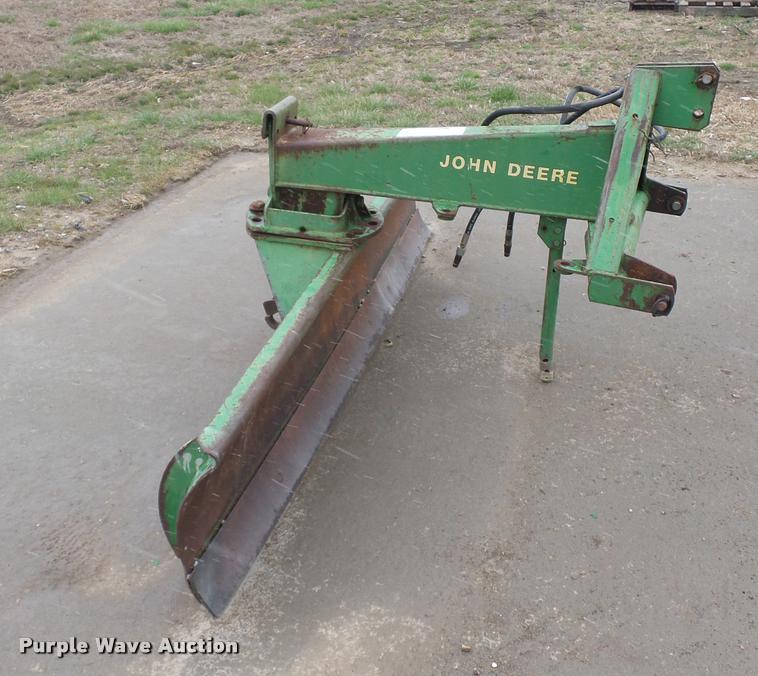 image for item J1557 John Deere 95 blade