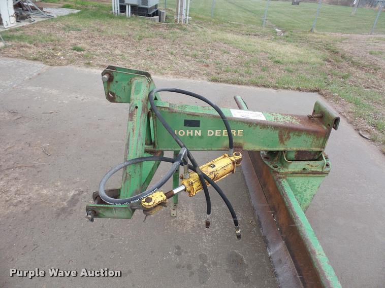 image for item J1557 John Deere 95 blade