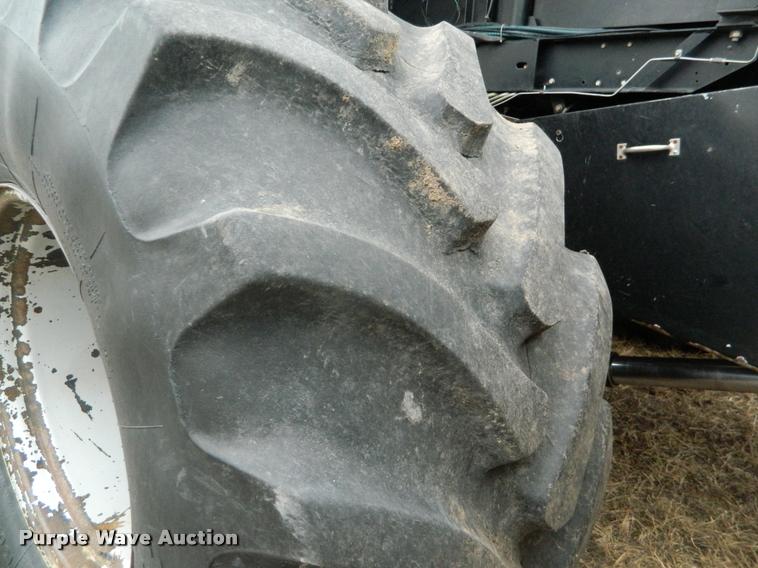 image for item K2704 2001 Gleaner C62 RWA combine