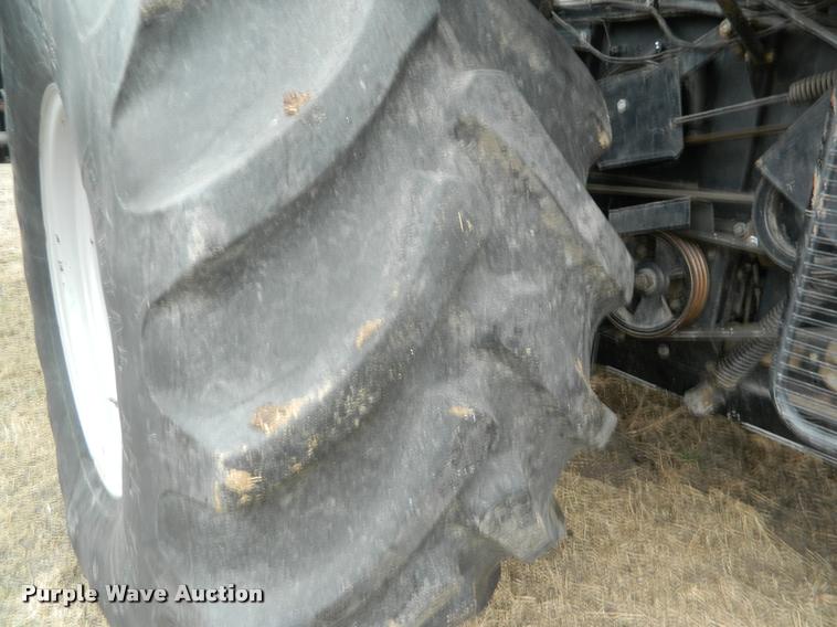 image for item K2704 2001 Gleaner C62 RWA combine