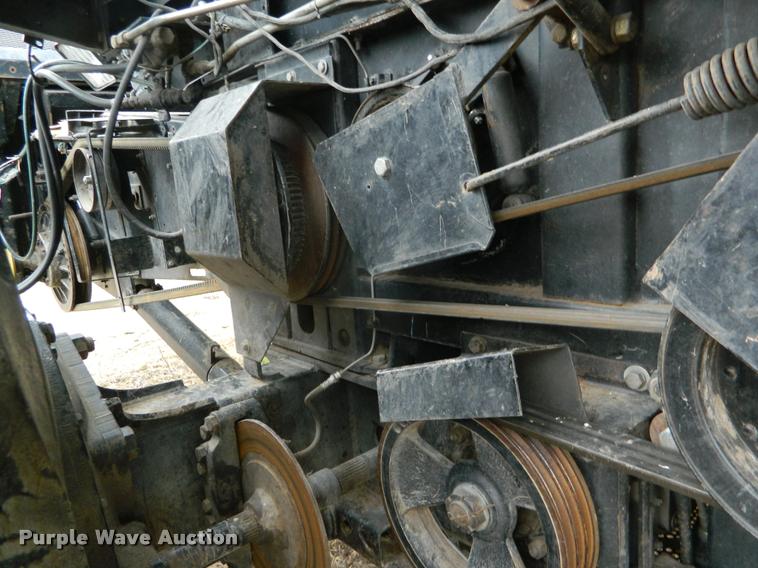 image for item K2704 2001 Gleaner C62 RWA combine