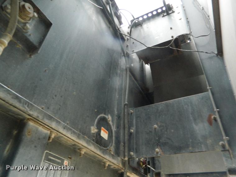 image for item K2704 2001 Gleaner C62 RWA combine