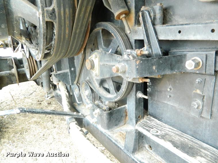 image for item K2704 2001 Gleaner C62 RWA combine