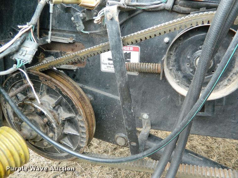 image for item K2704 2001 Gleaner C62 RWA combine