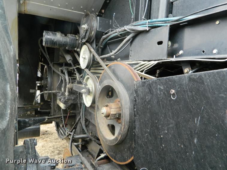 image for item K2704 2001 Gleaner C62 RWA combine