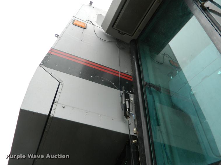 image for item K2704 2001 Gleaner C62 RWA combine