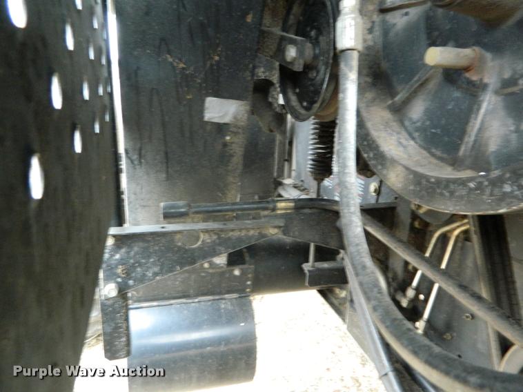 image for item K2704 2001 Gleaner C62 RWA combine