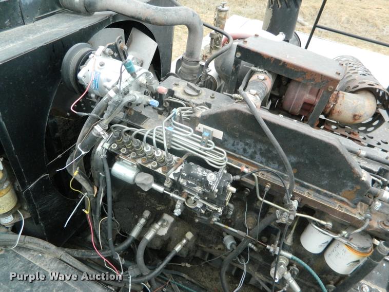 image for item K2704 2001 Gleaner C62 RWA combine