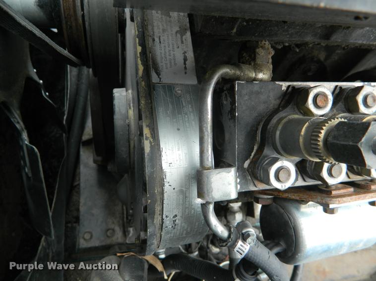 image for item K2704 2001 Gleaner C62 RWA combine