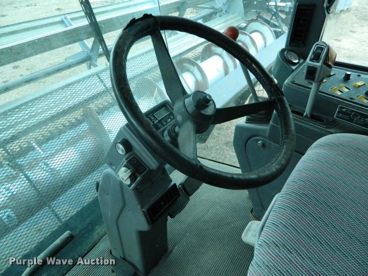 image for item K2704 2001 Gleaner C62 RWA combine