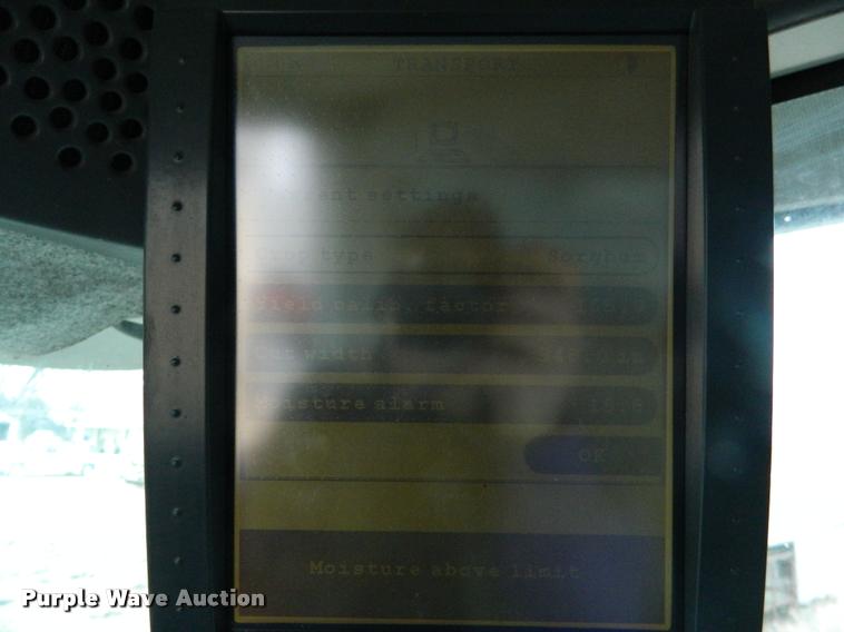 image for item K2704 2001 Gleaner C62 RWA combine